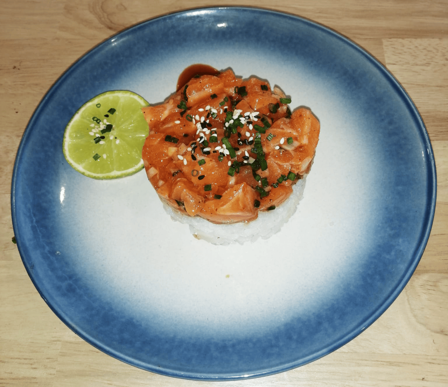 TARTARE DE SAUMON SPICY